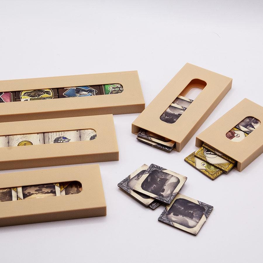 Darwin’s Journey board game organiser product photo 8