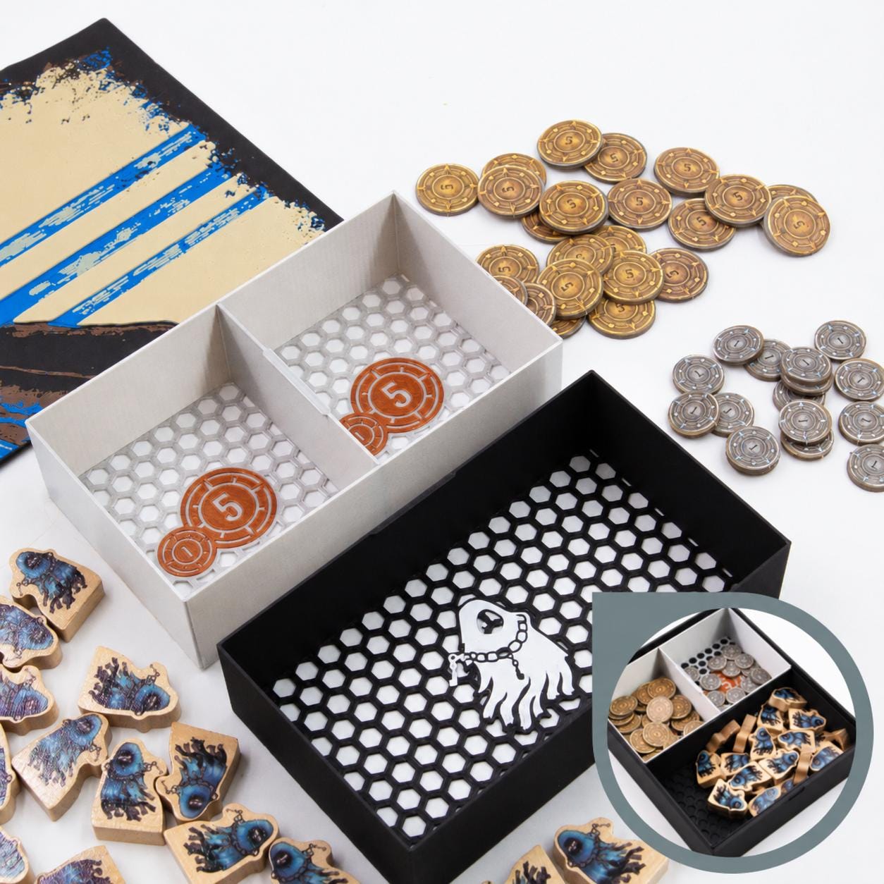 Haunted Lands board game organiser product photo 9